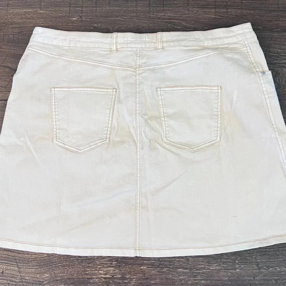 Pilcro Plus Denim Mini Skirt Beige Size 22W NWT - Picture 14 of 15